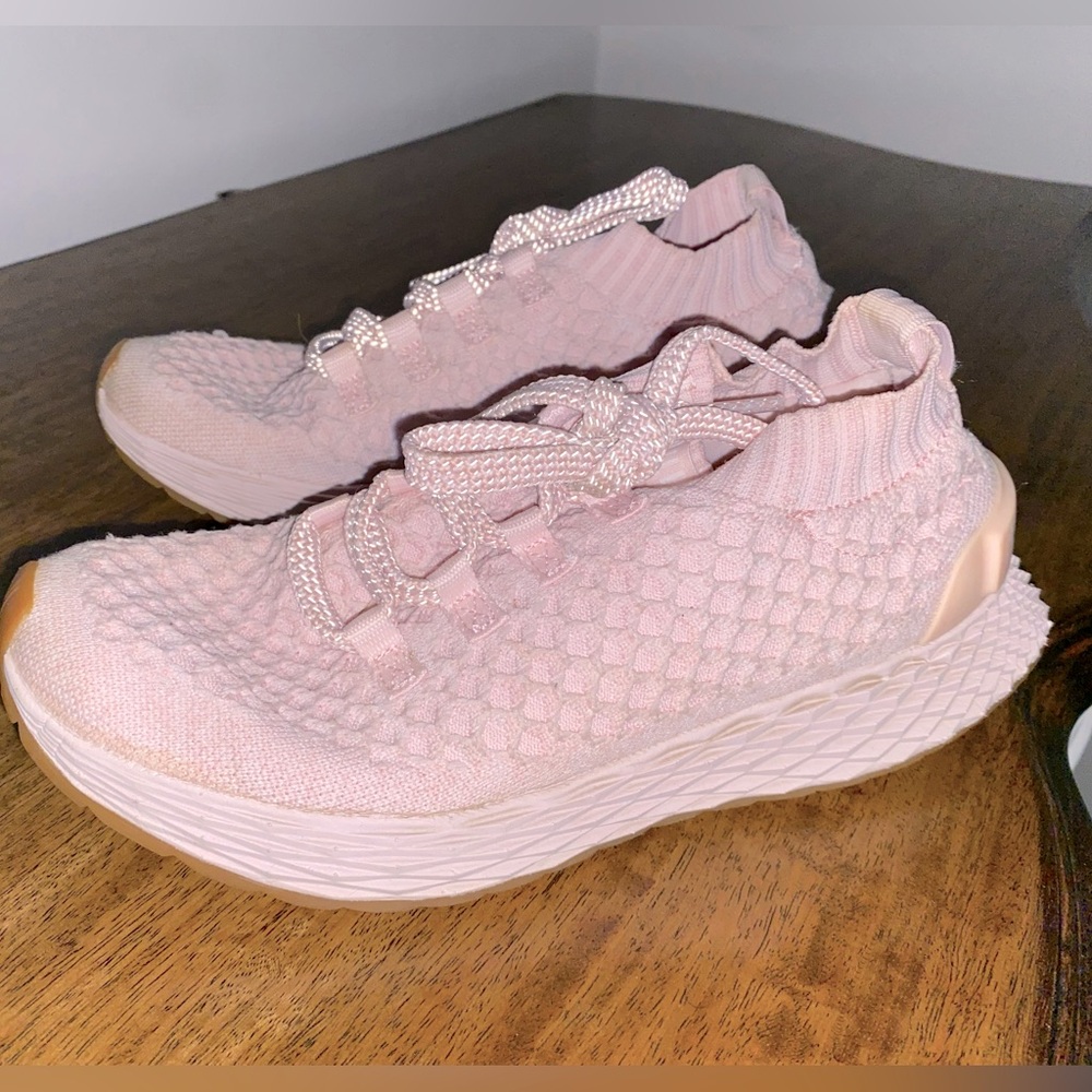 Nobull Allday Knit Sneakers 7.5/Light Pink